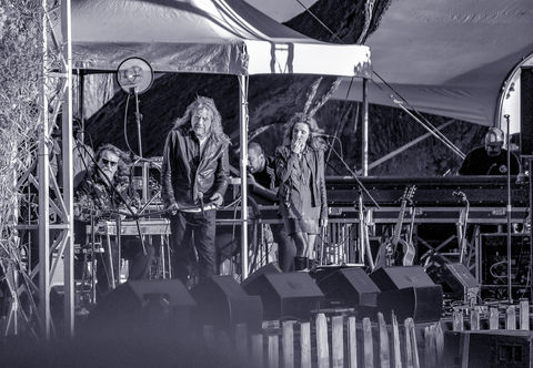 ROBERT PLANT - IMG_5564-3BW.jpg