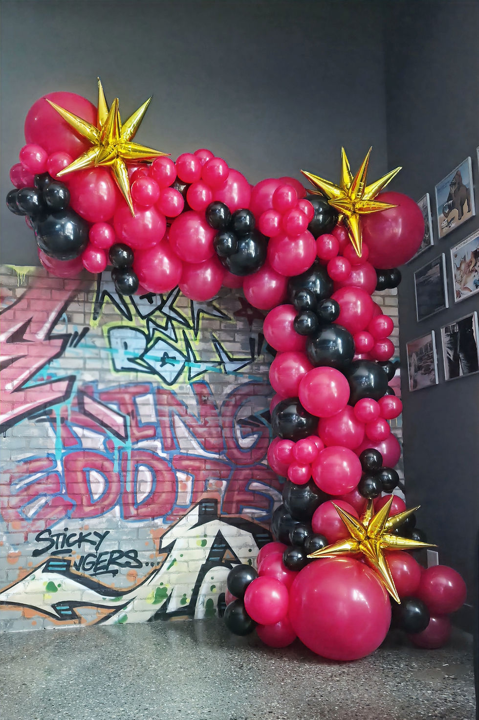 Thumbnail: Balloon Garland