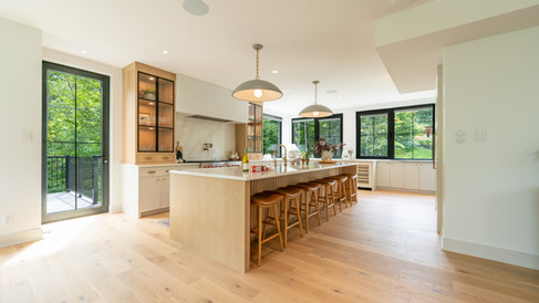 Twin Peaks Chalet, Morin Heights, Québec, kitchen