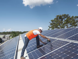 אחזקת מערכת סולרית וניקוי הקולטים