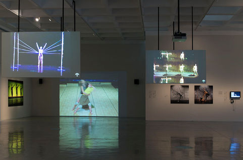 תערוכות - מחול - מוזיאון ישראל - מעצבת מיכל אלדור (2).jpg.jpg