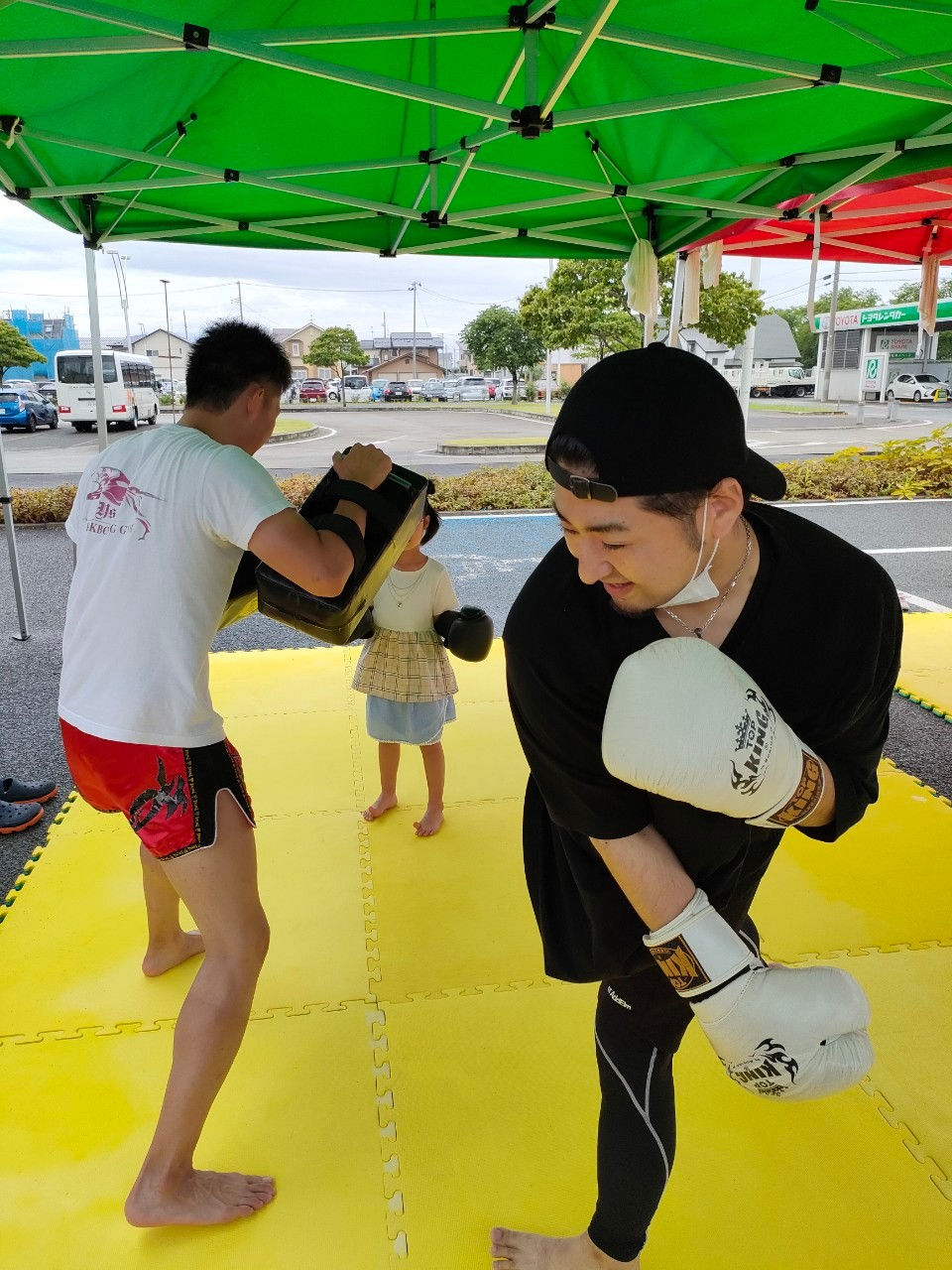 空振りパンチも楽しい経験