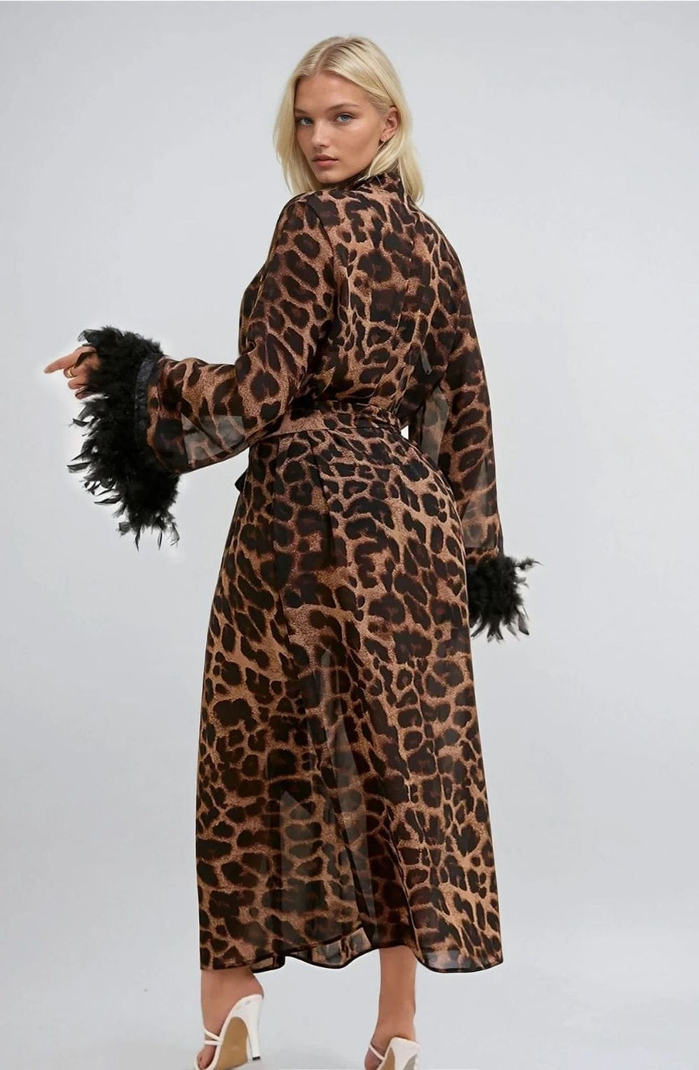 Thumbnail: YesX YX880 Leopard Print Robe