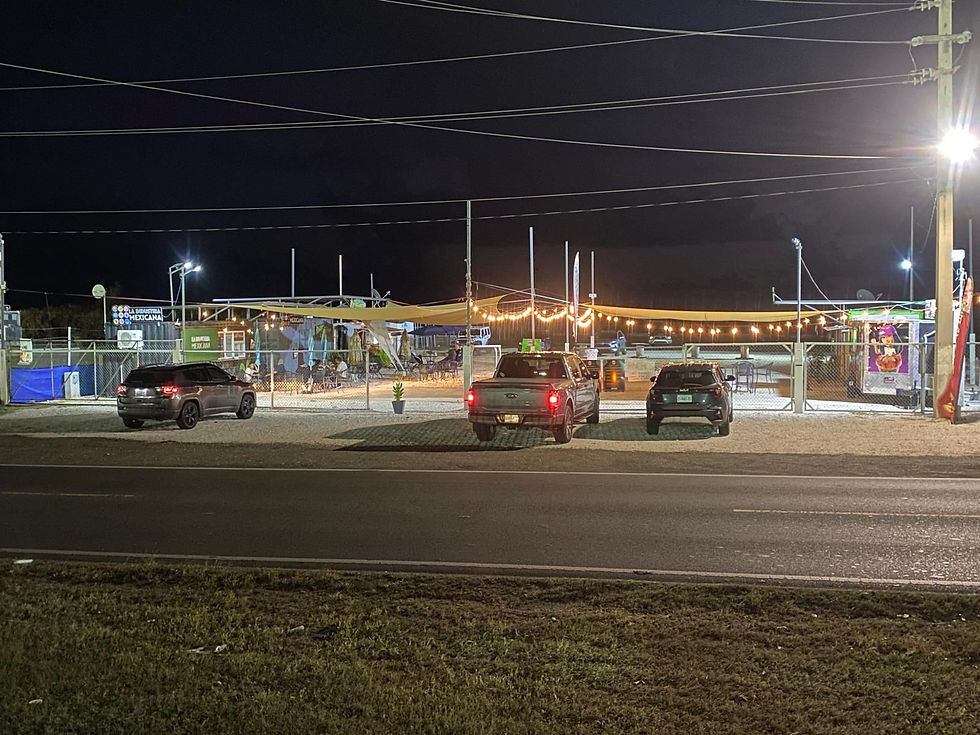 Miniatura: Salinas Food Truck park