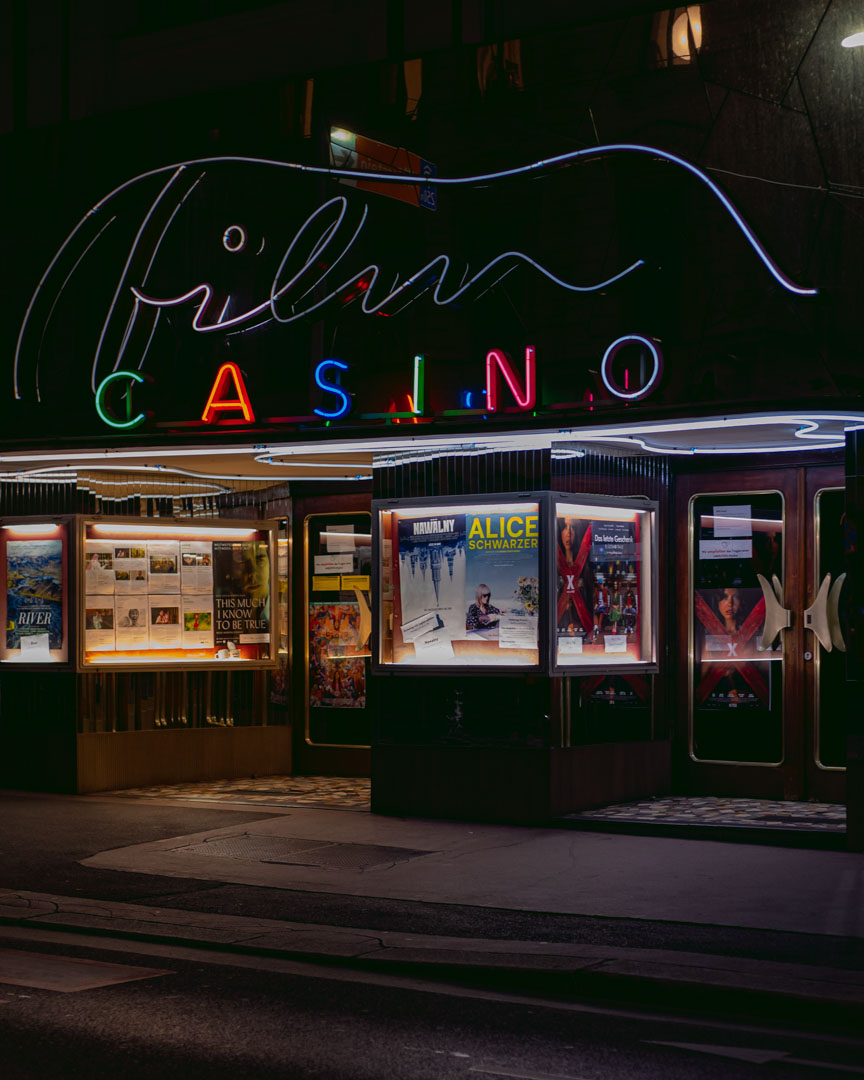 neon signs in vienna