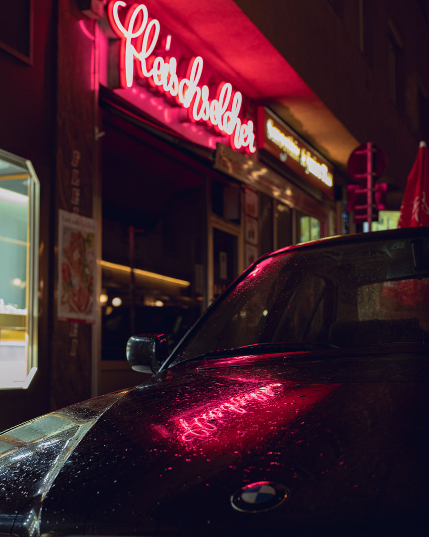 neon signs in vienna