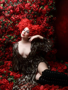 Naughty Girl Shop Alice in wonderland outfit