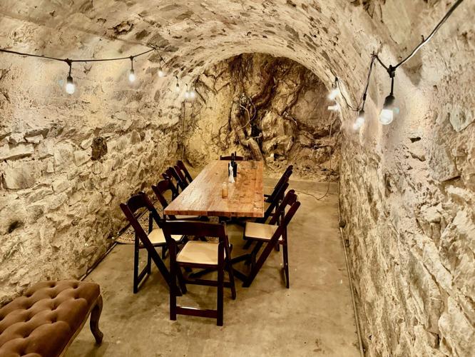 Stonehouse Restaurant