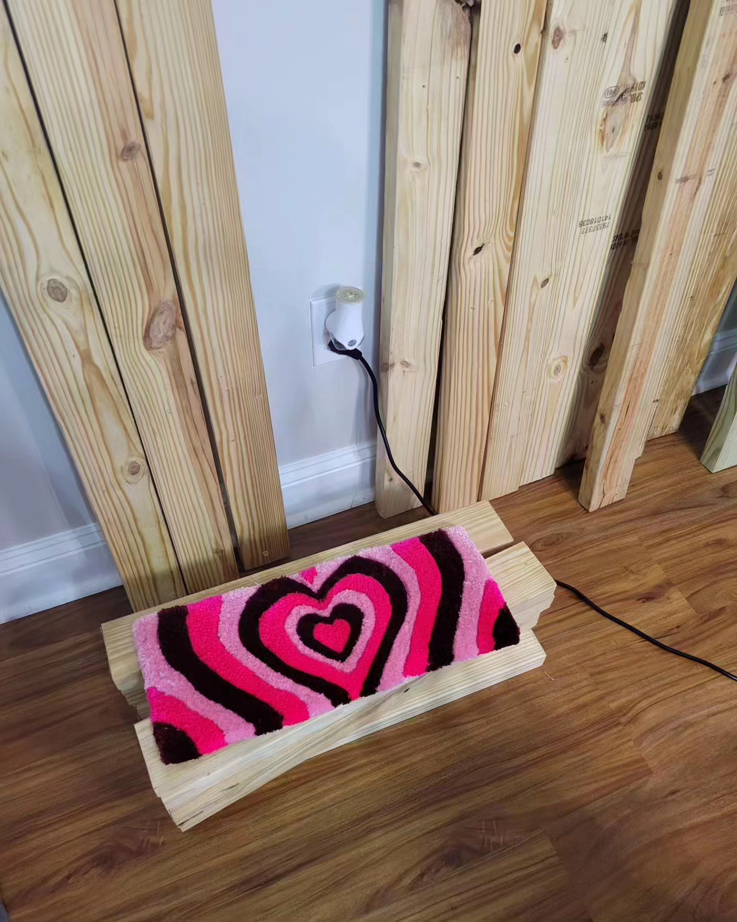 Pink Heart Expanding Keyboard Rug 
