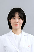 三戸岡奈津美_edited.jpg