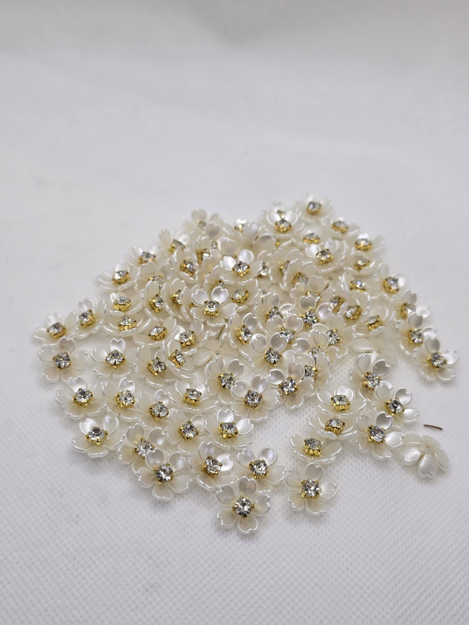 اكسسوار ورد زينة