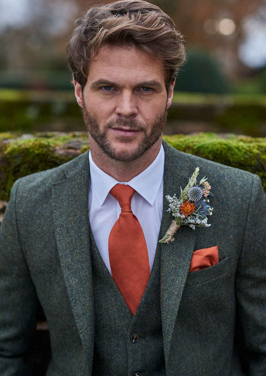 Appleton Mens Suit (Hire) green tweed