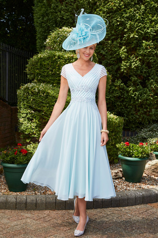 MOther of the bride dress with short sleeve and chiffon skirt.jpeg