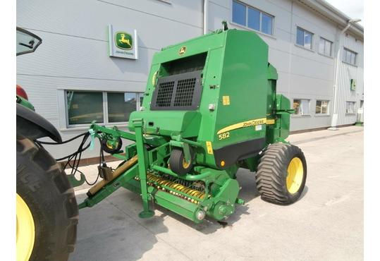 John Deere 582
