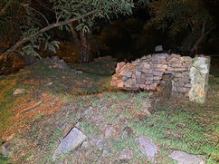 14 - Lakes Traveller's Rest Ruins.jpg