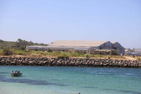 04 - Woodman Point - Jervoise Bay & Bush.jpg