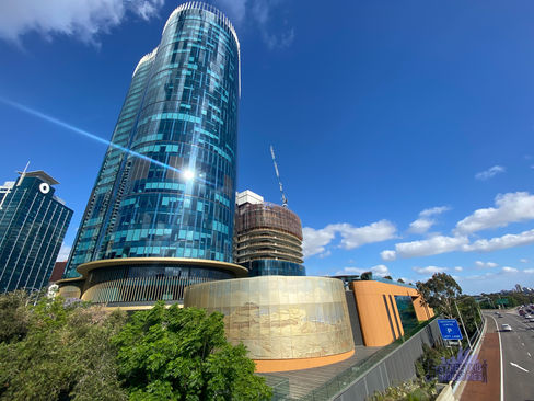 Woodside Capital Square