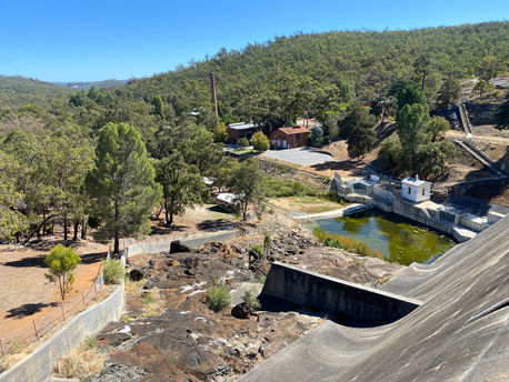 03 - Mundaring Weir.jpg
