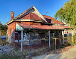 04 - Cowle Street Heritage House
