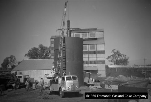 Gas producer under construction at Fremantle Gas and Coke Company's Spearwood plant