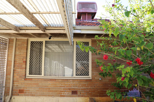 Dianella Grand Prom House