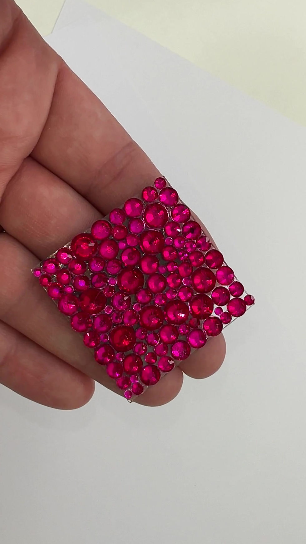 Thumbnail: PEACH ROSE GLASS RHINESTONE SCATTER MIX