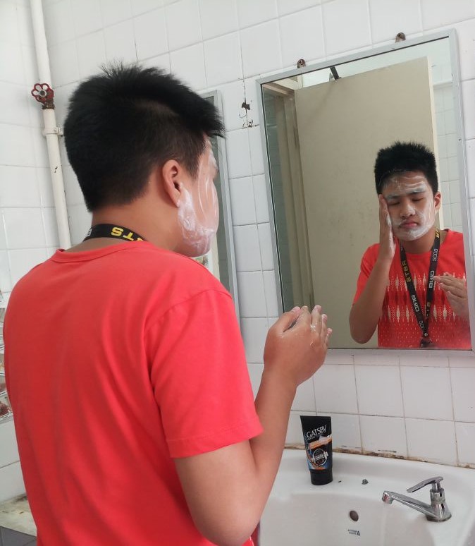 WASHING FACE