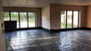 Bonded and unbonded screeds