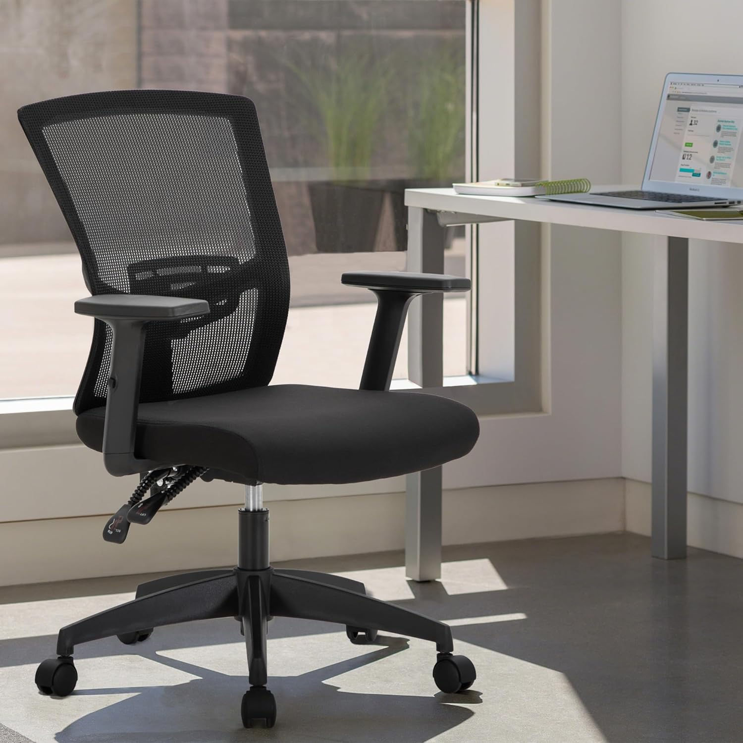 Silla ejecutiva ergonómica, capacidad 300lbs. (Color: negro)