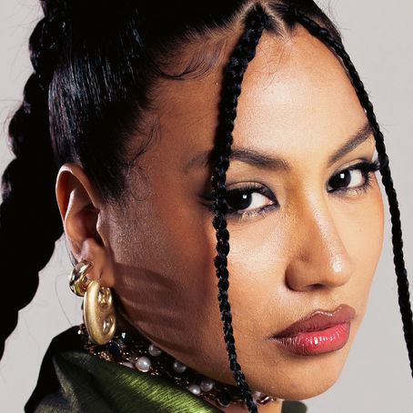 FLOR PAZ Y SUS SHOWS PRESENTANDO "89"