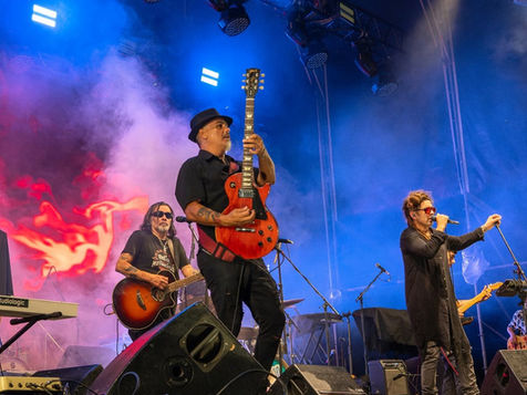 IMAGINARIA Y LOS CAMELLOS CON “EL RITUAL” 