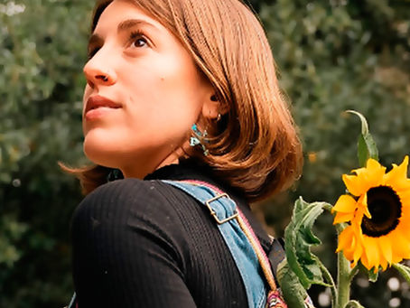 LAURA ESQUIVEL PRESENTA "GIRASOL"