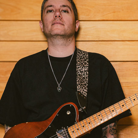 RC  REGRESA CON "ÁGUILA SESSIONS"