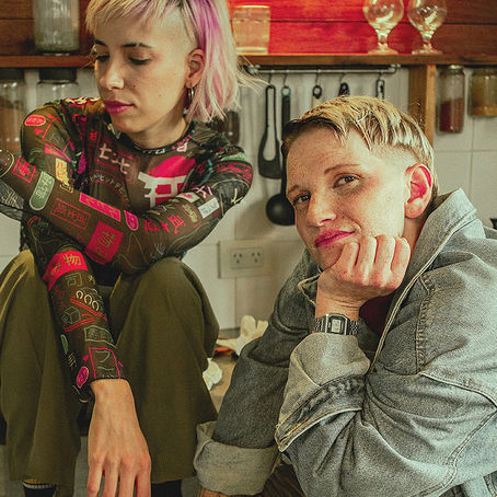 ROOM CON "AHORA SOY YO": UN HIMNO DE AUTENCIDAD Y LIBERACIÓN