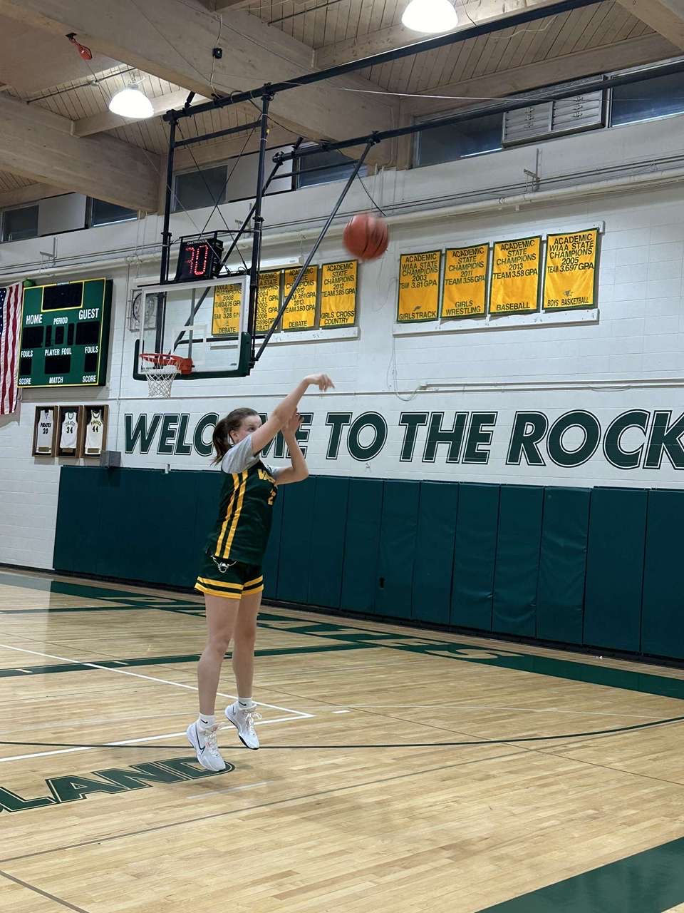 BUCKETS. Sophomore Lillie Youman shoots and scores to start the season on the right foot. It’s finally basketball season and the VHS Girls Basketball team is ready to start the season. Photo courtesy of Sofia Gomez.