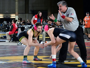 Los luchadores de VHS comienzan con fuerza