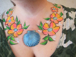 Body painting - painted "lei"