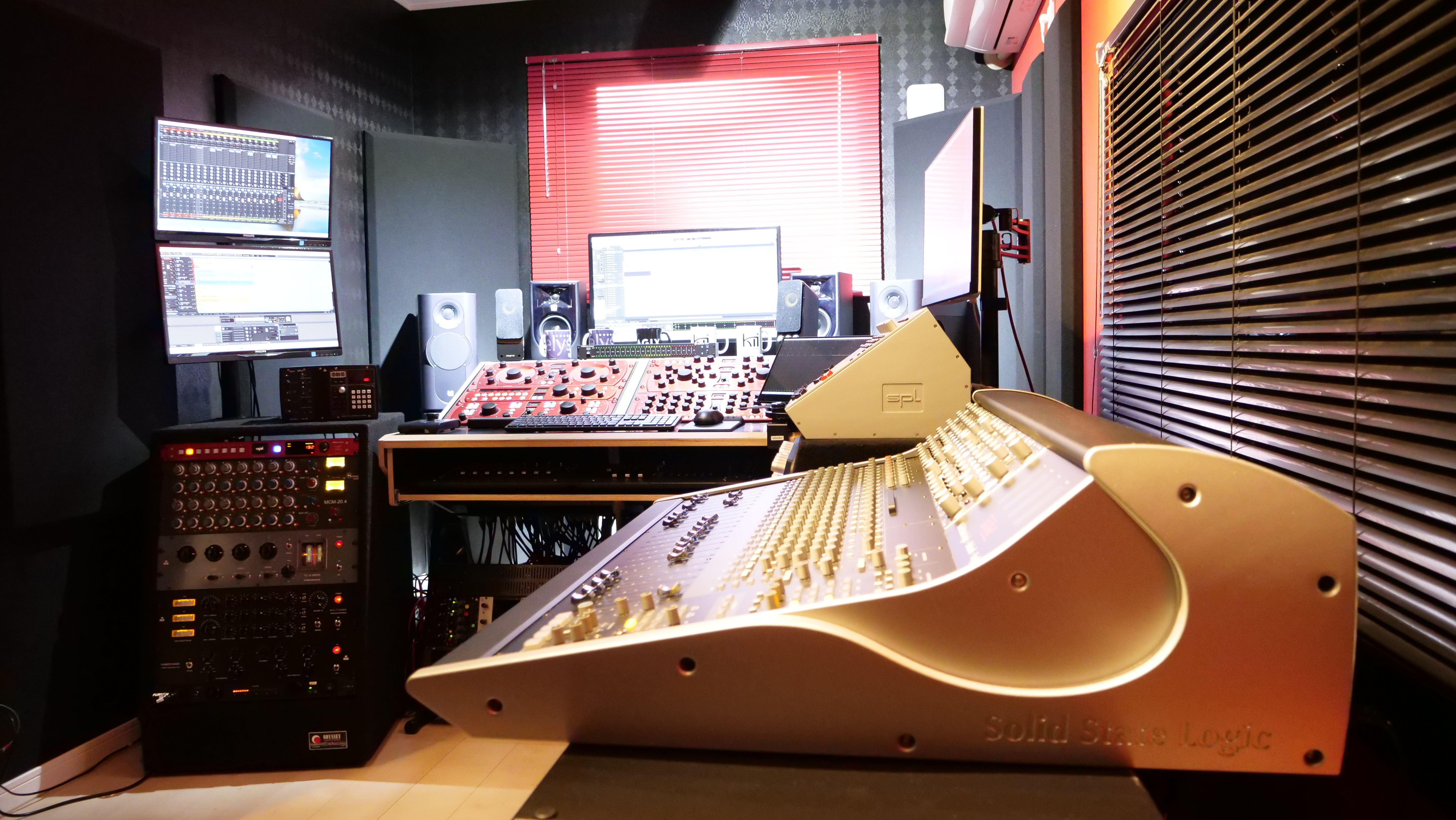 Online Mixing (up to 72 tracks)