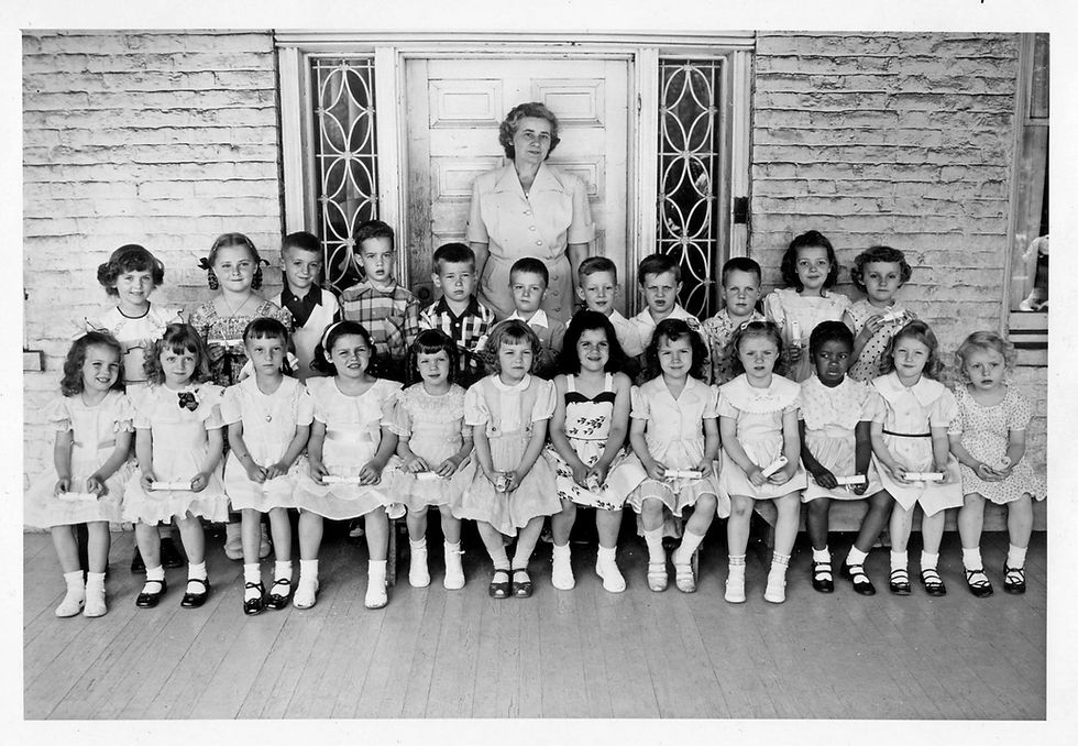 JPEG image 808