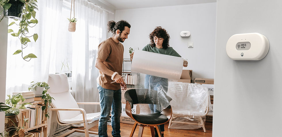 Thumbnail: Airthings View Radon with Family