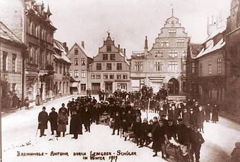 Postkarte Brennholz sammeln.jpg