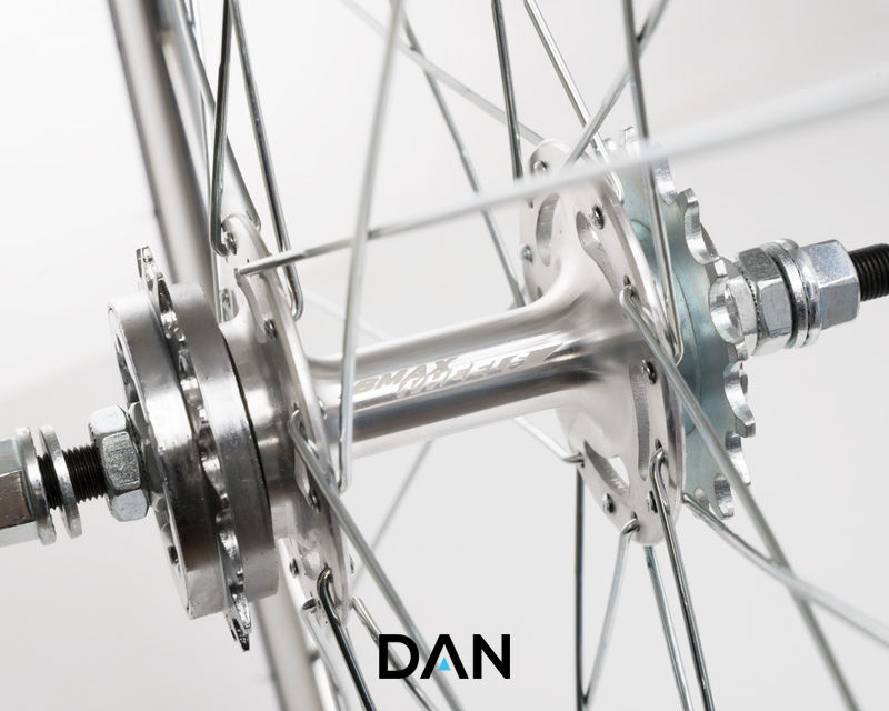 Thumbnail: BMax Wheels
