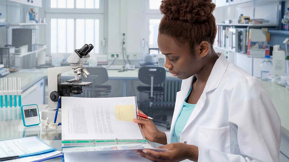 Scientist working in Sunbird Bioenergy’s Renewable Fuel Innovation Laboratory