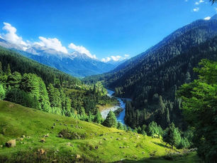Pahalgam Tourism: Must-Visit Spots, Exciting Activities, and Travel Tips