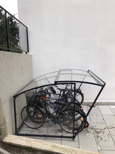 velounterstand-plexiglas.jpeg
