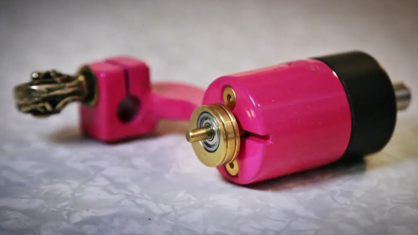 Pink Black & Gold Zeke Spider