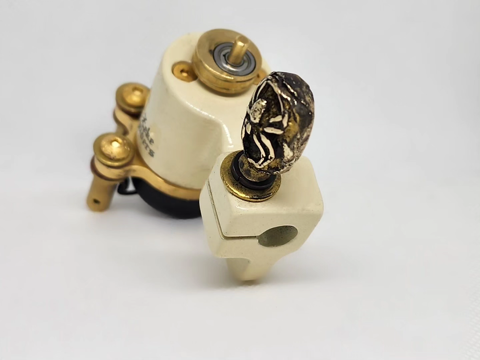 Thumbnail: Cream & Gold Zeke Spider - Japanese Motor