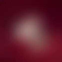 The Best Clean, Long-Lasting Nail Colors for Hong Kong Holidays!