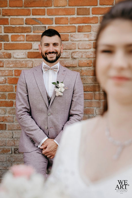 photographe Blois portraitiste mariage région centre séance photo engagement couple lifestyle reportage mariage famille wedding noces fiancailles we art studio portrait centre ville Blois vendôme romorantin 41 tours 37 orléans 45 mode famille loir et cher indre loiret vineuil mariage union église mairie préparatifs couple portraits