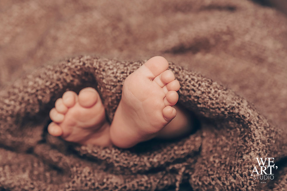 photographe Blois portraitiste bébé maternité grossesse nouveau né bébé we art studio portrait enfant centre ville Blois vendôme romorantin 41 tours 37 orléans 45 mode book homme femme famille loir et cher indre loiret